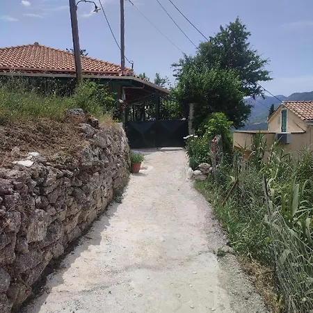πέτρινο σπίτι Guest house