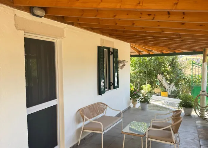 Basil & Breeze 3* Lazaráta