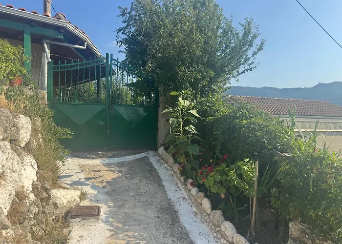 Casa de hóspedes Basil & Breeze Lazaráta